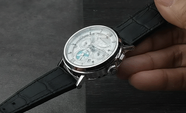 ダイヤモンドドイツ製　限定時計　TeNo